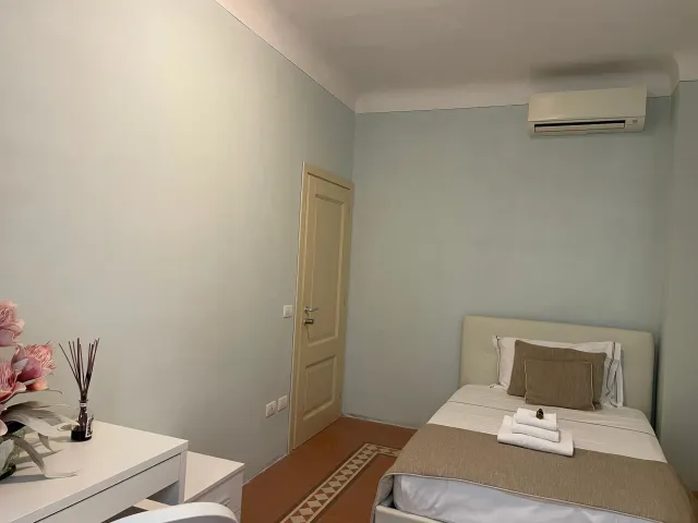Camera Singola  ·  affittacamere De' Medici, Firenze Oltrarno